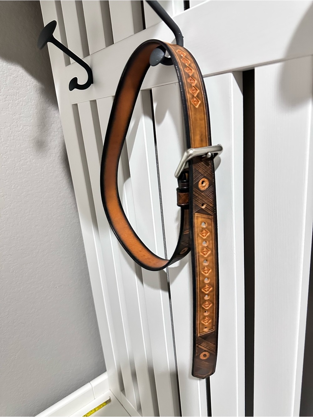 Vintage David Switzer Handcrafted Tooled Leather Belt Western Boho 41.5”